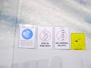 Informations dans le hall de ski au téléski à assiettes