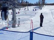 Une aide est disponible pour les enfants à l’embarquement.