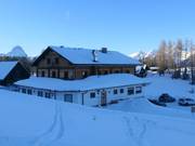 Edtbauernalm au cœur du domaine skiable, au bord de la piste