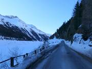 La route du glacier au Gepatsch-Stausee