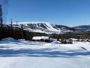 Vue depuis Granfjällsbyn sur le domaine skiable de Stöten