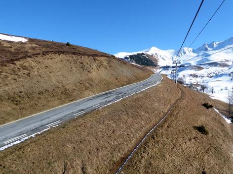 Pyrénées françaises: Accès aux domaines skiables et parkings – Accès, parking Peyragudes
