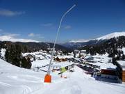 Enneigement par canons à neige au téléski Engländerlift