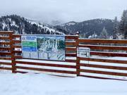 Plan des pistes et signalisation dans le domaine skiable Snow King Mountain