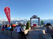 Dans l’Albergo, il y a le bar à martini le plus haut d’Europe.