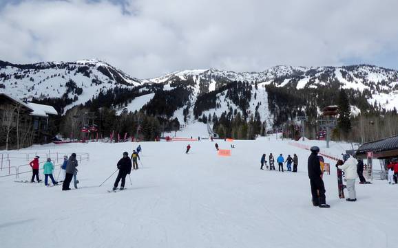 Skier près de Wilson