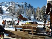 Terrasse ensoleillée au refuge Galsterbergalmhütte