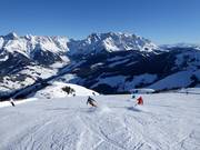 Piste à l'Aberg-Langeck avec vue sur le Hochkönig