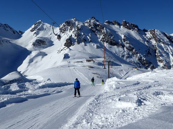 Verbindungslift Pizolhütte-Laufböden Verbindungslift Pizolhütte-Laufböden