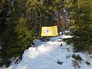 Il est interdit de skier en dehors des pistes.