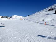 Pente d'entraînement avec téléski pour enfants Kartitscha