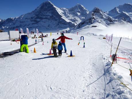 Stations de ski familiales Jungfrau Region – Familles et enfants Kleine Scheidegg/Männlichen – Grindelwald/Wengen