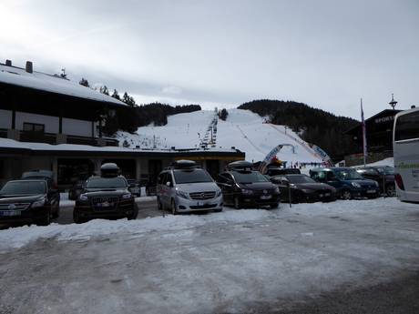 Region Seefeld – Tirols Hochplateau: Accès aux domaines skiables et parkings – Accès, parking Gschwandtkopf – Seefeld
