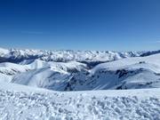 Vue en direction des Alpes néo-zélandaises