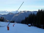 Enneigement par canons à Jasná