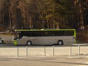 Arrêt de bus à la station de vallée