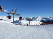 Königsleiten Gipfelbahn - 8 places | Télécabine avec sièges chauffants (monocâble à mouvement unidirectionnel)