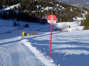 Balisage des pistes dans le domaine skiable Monte Bondone