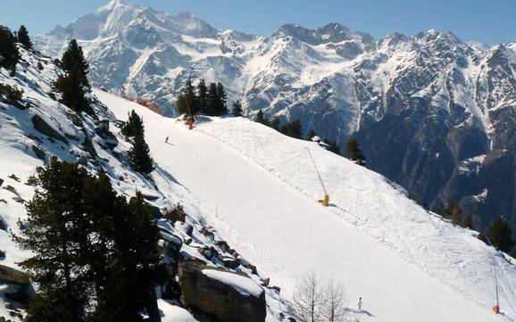 La plus haute gare aval dans la vallée de Saint-Nicolas – domaine skiable Grächen