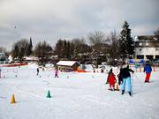 Kinderland de l'école de ski – situé directement à l'entrée de la piste Kapellenhang.