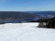 Piste Kryllingen avec vue sur le lac Krøderen