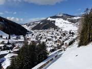 Vue sur les hébergements à Wolkenstein