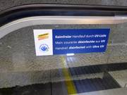 Main courante stérile grâce à la lumière UV