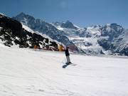 Piste Seetalhorn-Durlochhorn-Plattja avec vue sur le glacier de Ried