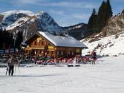 Chalet typique dans le domaine skiable Les Portes du Soleil