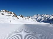 Préparation parfaite des pistes sur le glacier du Kaunertal