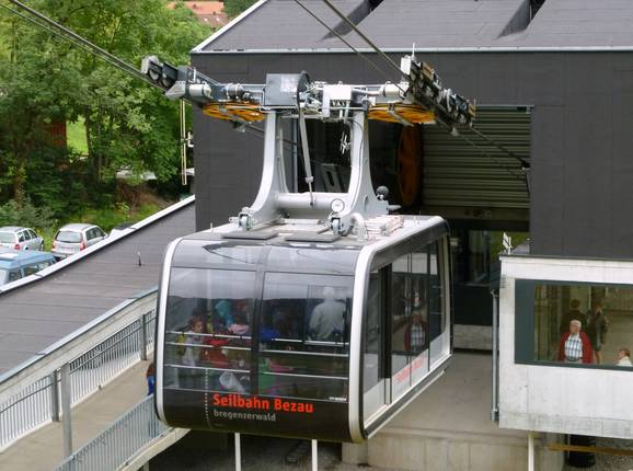 Sonderdachbahn - 60 places | Funifor - téléphérique stable au vent avec large guidage de câble