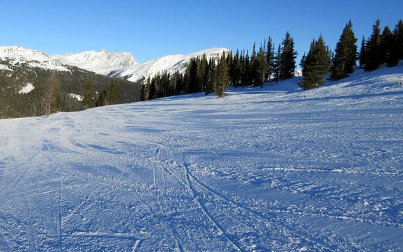 Préparation des pistes Chaînon Massive – Préparation des pistes Banff Sunshine Préparation des pistes Chaînon Massive – Préparation des pistes Banff Sunshine