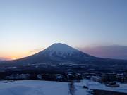 Lever du soleil au Yōtei-zan