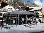 Lieu recommandé pour l'après-ski : Happy Schirmbar/Happy Alm