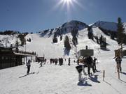 Vue depuis le Main Lodge sur les pistes