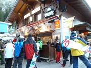 Après-ski au restaurant Wilde Grube à la station de la vallée