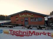 Chez le patron du refuge