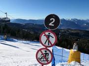 Balisage des pistes dans le domaine skiable Meran 2000