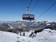 Kammerkörbahn - 6 places | Télésiège rapide (débrayable) avec capots de protection et sièges chauffants