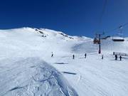 Pentes de poudreuse dans le Captains Basin