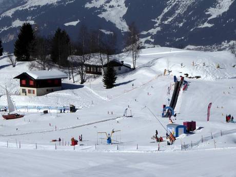 Stations de ski familiales Alpes lépontines – Familles et enfants Obersaxen/Mundaun/Val Lumnezia