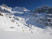 Vue depuis la piste Contenery vers le Col Sarezza