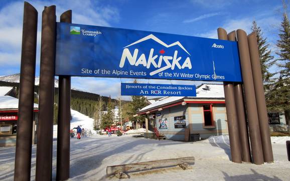 Meilleur domaine skiable à Kananaskis Country – Évaluation Nakiska