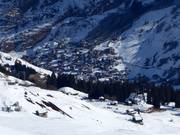 Vue sur Vals depuis le domaine skiable