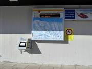 Panneau d'information à la station de la vallée avec des informations actualisées