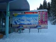 Panneau d'information dans la vallée