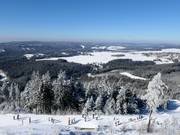 Vue depuis le mont Plešivec/Pleßberg (1 028 m)
