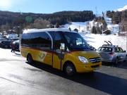 En bus jusqu'à la piste