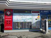 Panneau d'information à la station inférieure Signal