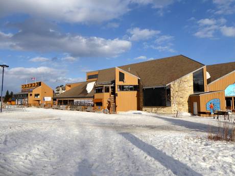 Chalets de restauration, restaurants de montagne  Capitale-Nationale – Restaurants, chalets de restauration Mont-Sainte-Anne